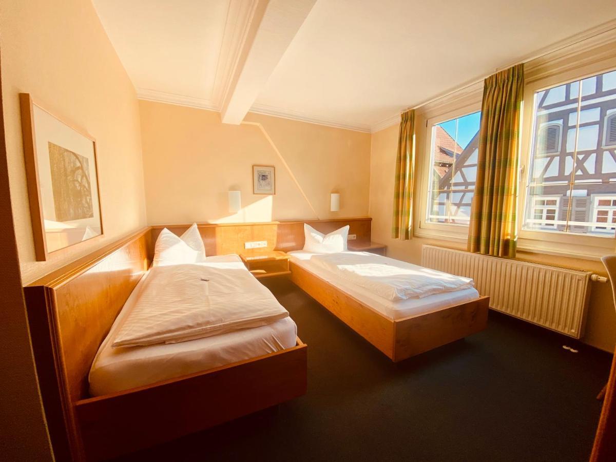 Stadthotel Waldhorn Kirchheim unter Teck Bagian luar foto